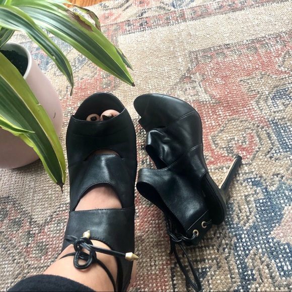 Guess peep toe heels - Picture 2 of 8